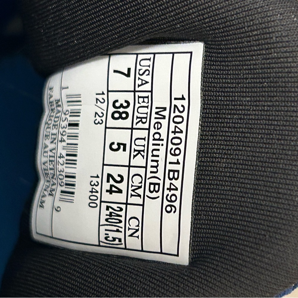 Brooks Glycerin 21 GTS. Like new. 7M. - Picture 11 of 11